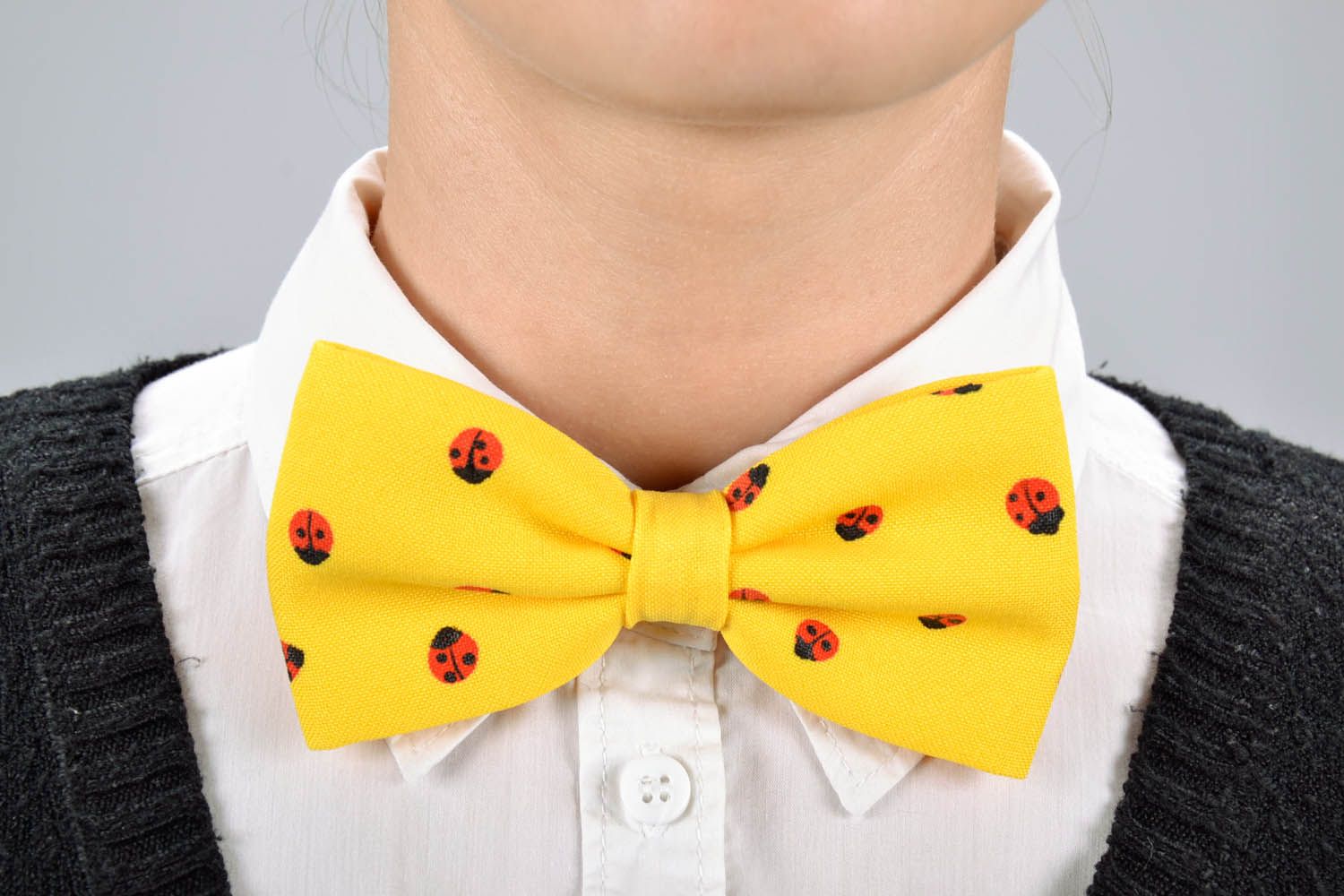 Желтый галстук-бабочка Божья коровка фото 5