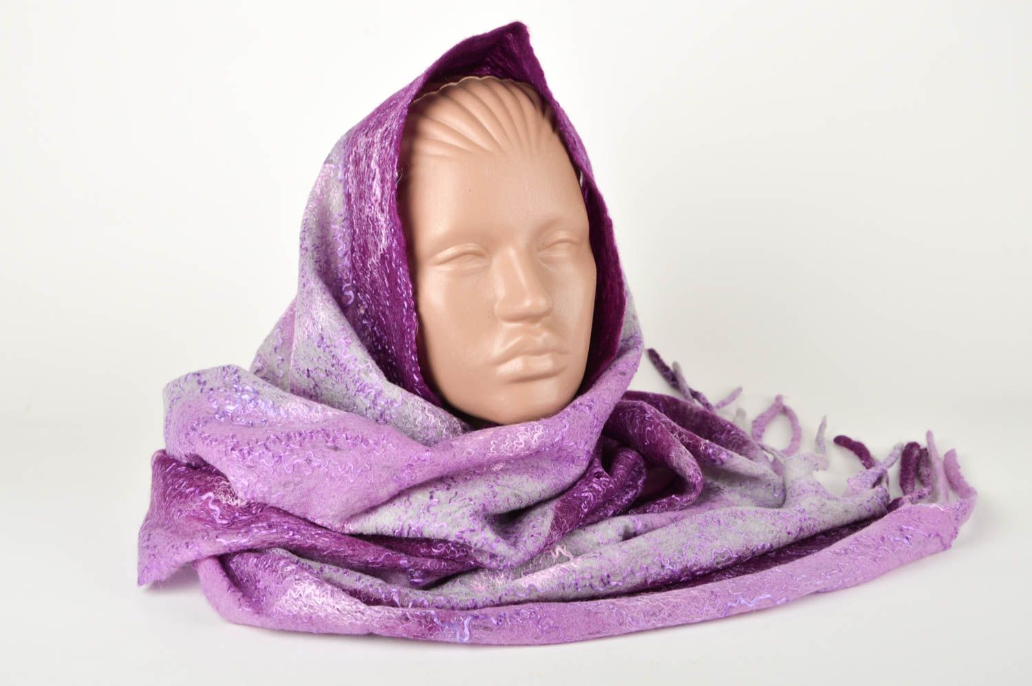 Женский шарф палантин ручной работы валяный палантин фиолетовый в полоску фото 1