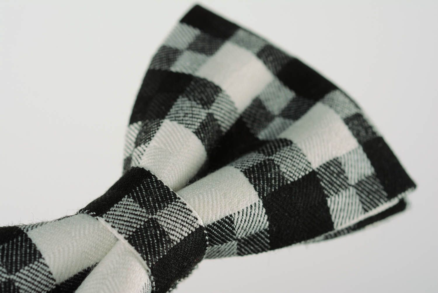 Checkered bow tie in black and white colors photo 4