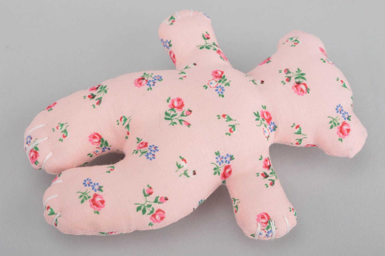 Розовая мягкая игрушка мишка из хлопковой ткани и фетра интерьерная хенд мейд фото 5