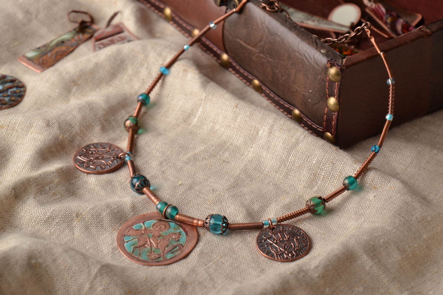 Copper necklace with zgard charms painted with enamels photo 5