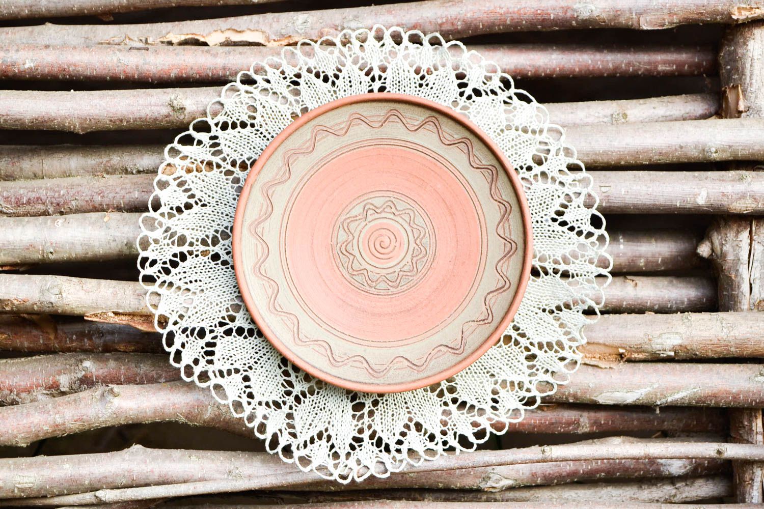 Декоративная тарелка хенд мейд керамическая тарелка круглая декор для дома фото 1