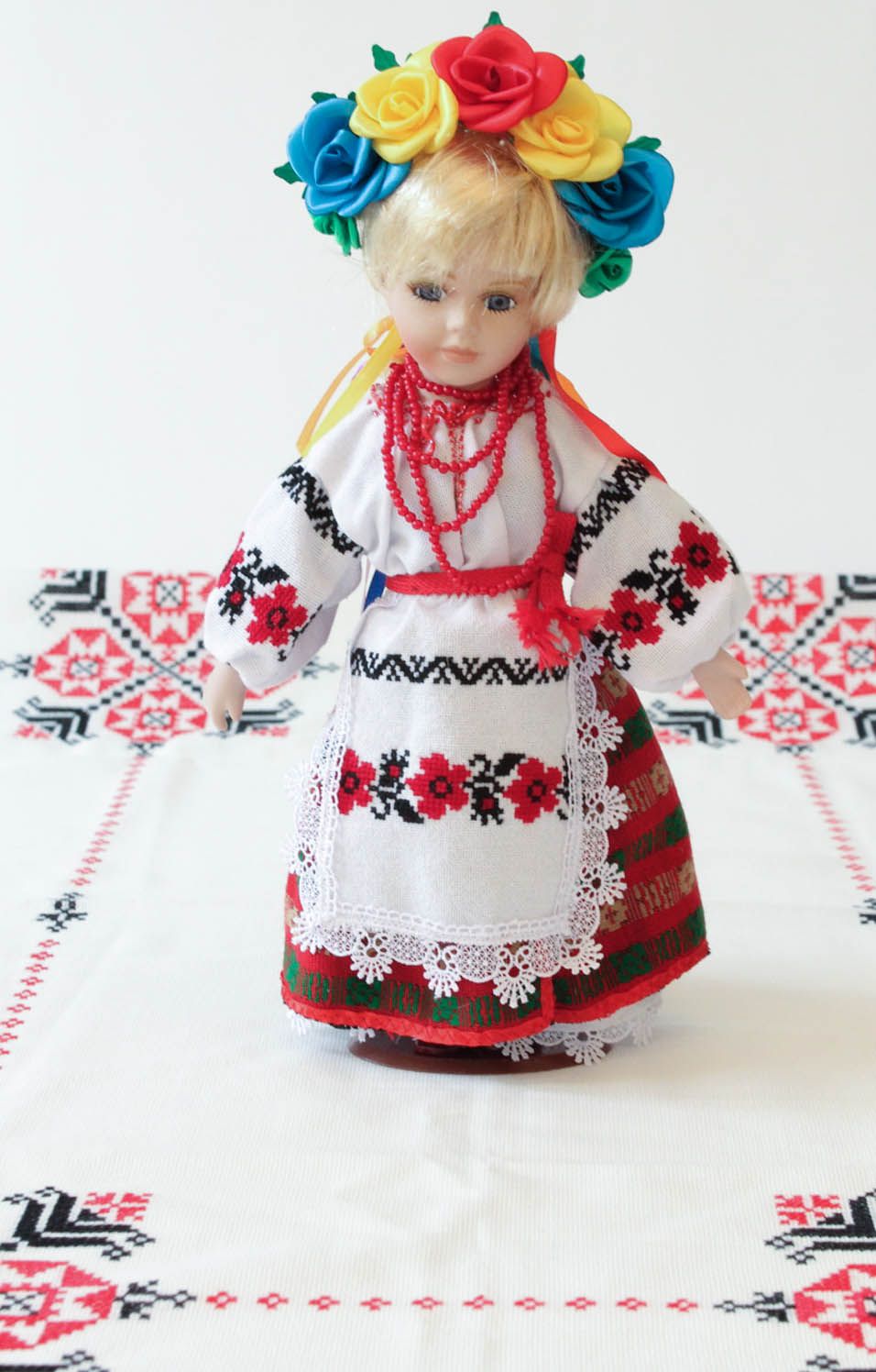 Boneca artesanal num vestido tradicional Ucraniana foto 5