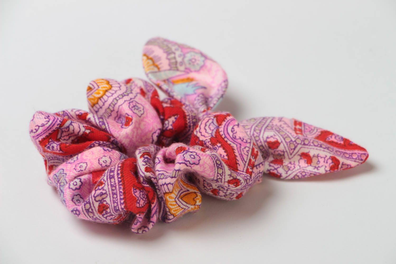 Chouchou à cheveux en tissu avec noeud rose plissé fait main accessoire original photo 3