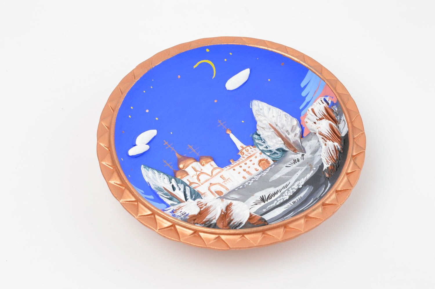 Тарелка из глины расписная декоративная красивая круглая ручной работы Зима фото 2