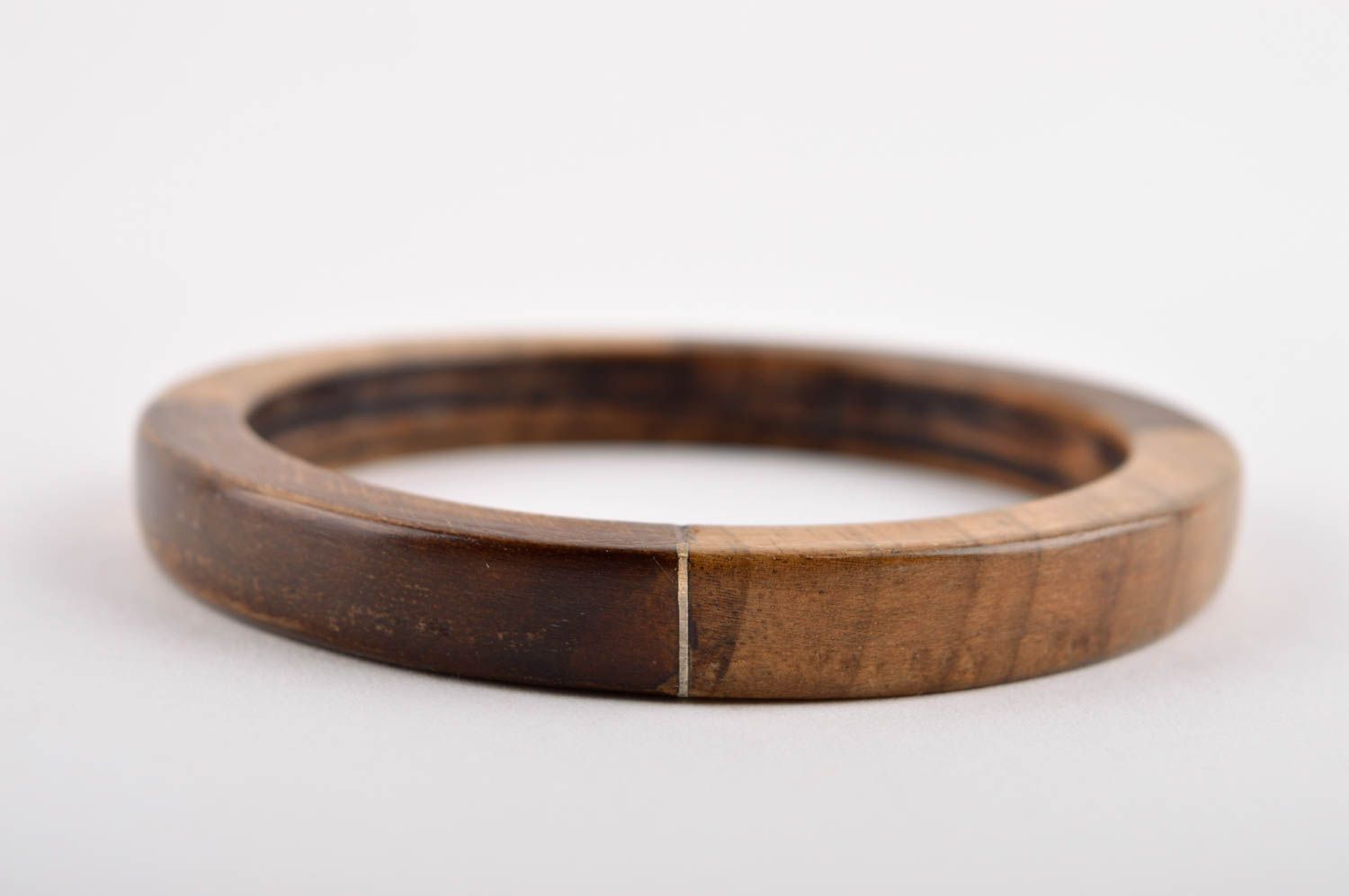 Деревянный браслет ручной работы украшение из дерева круглый необычный браслет фото 3