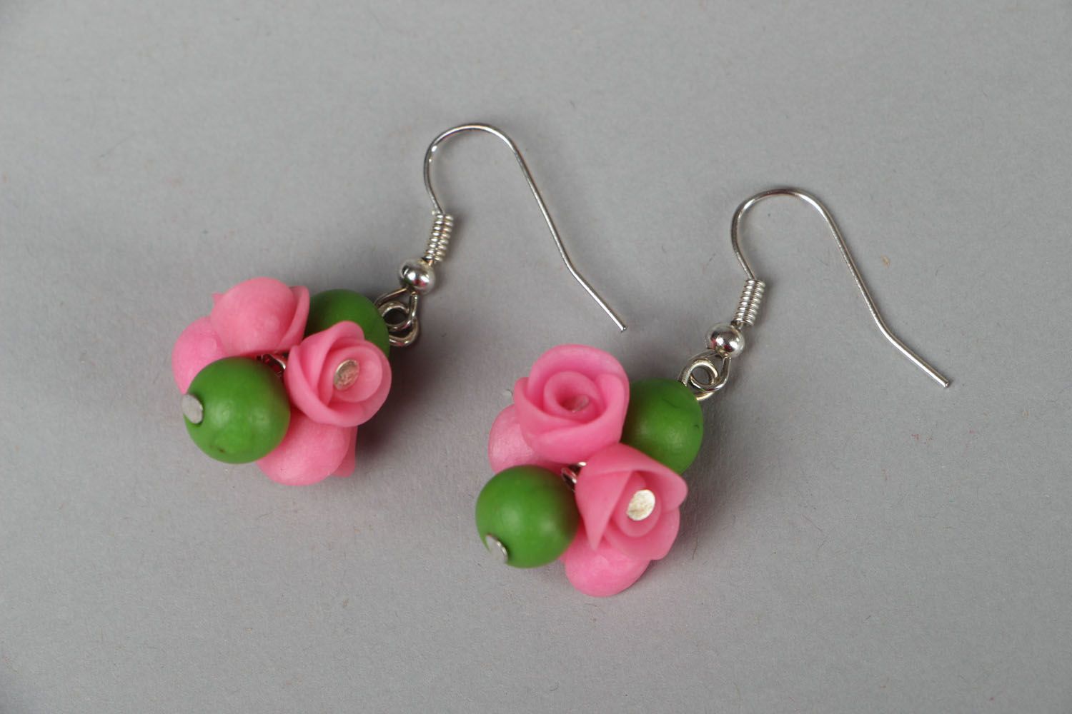 Flower-shaped earrings photo 1