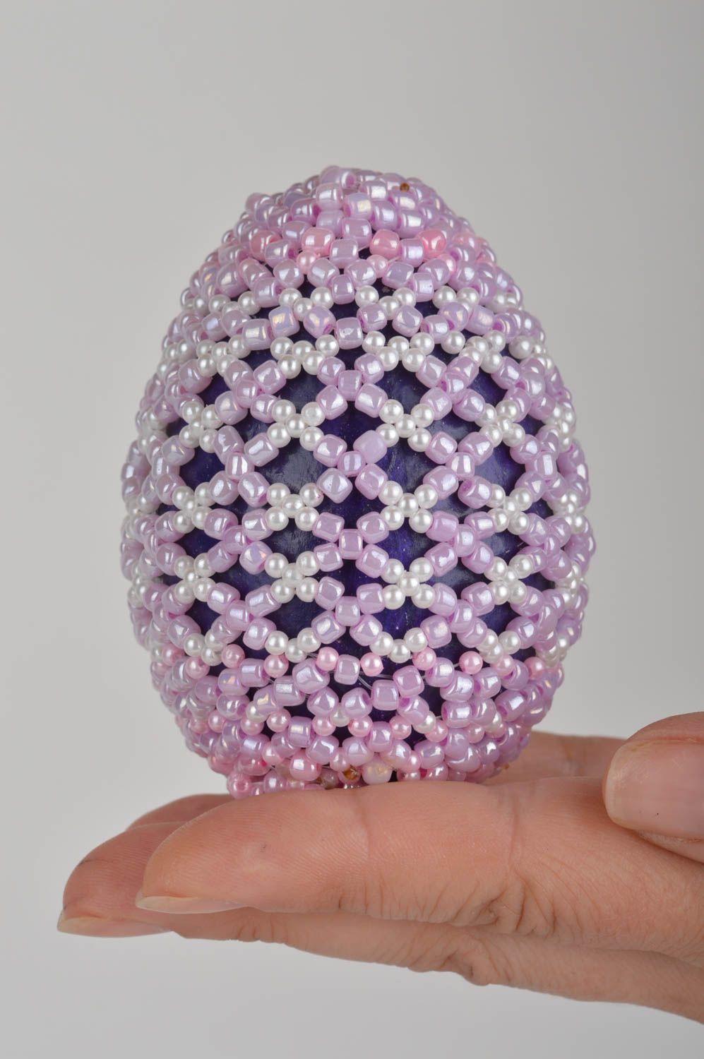 Handmade egg made of papier-mache woven over with beads beautiful Easter decor photo 5