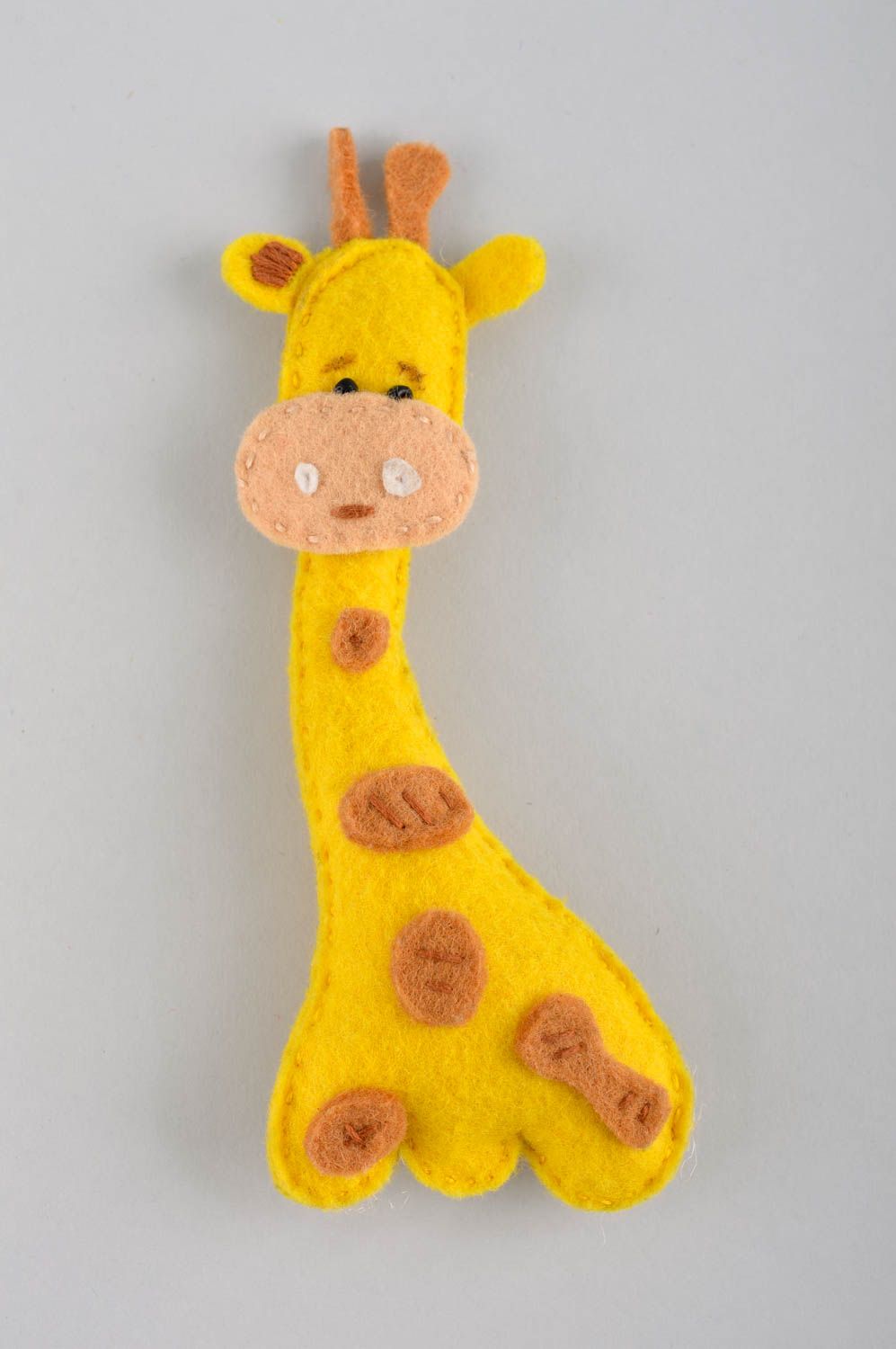 Игрушка ручной работы игрушка из шерсти игрушка из войлока Жираф желтый фото 2