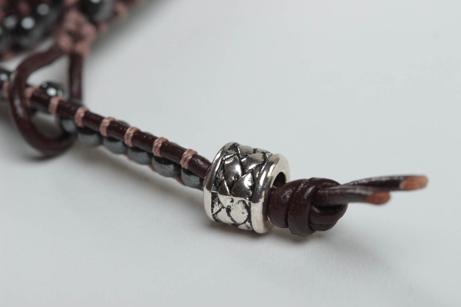 Браслет ручной работы браслет из гематита браслет из бусин широкий авторский фото 4
