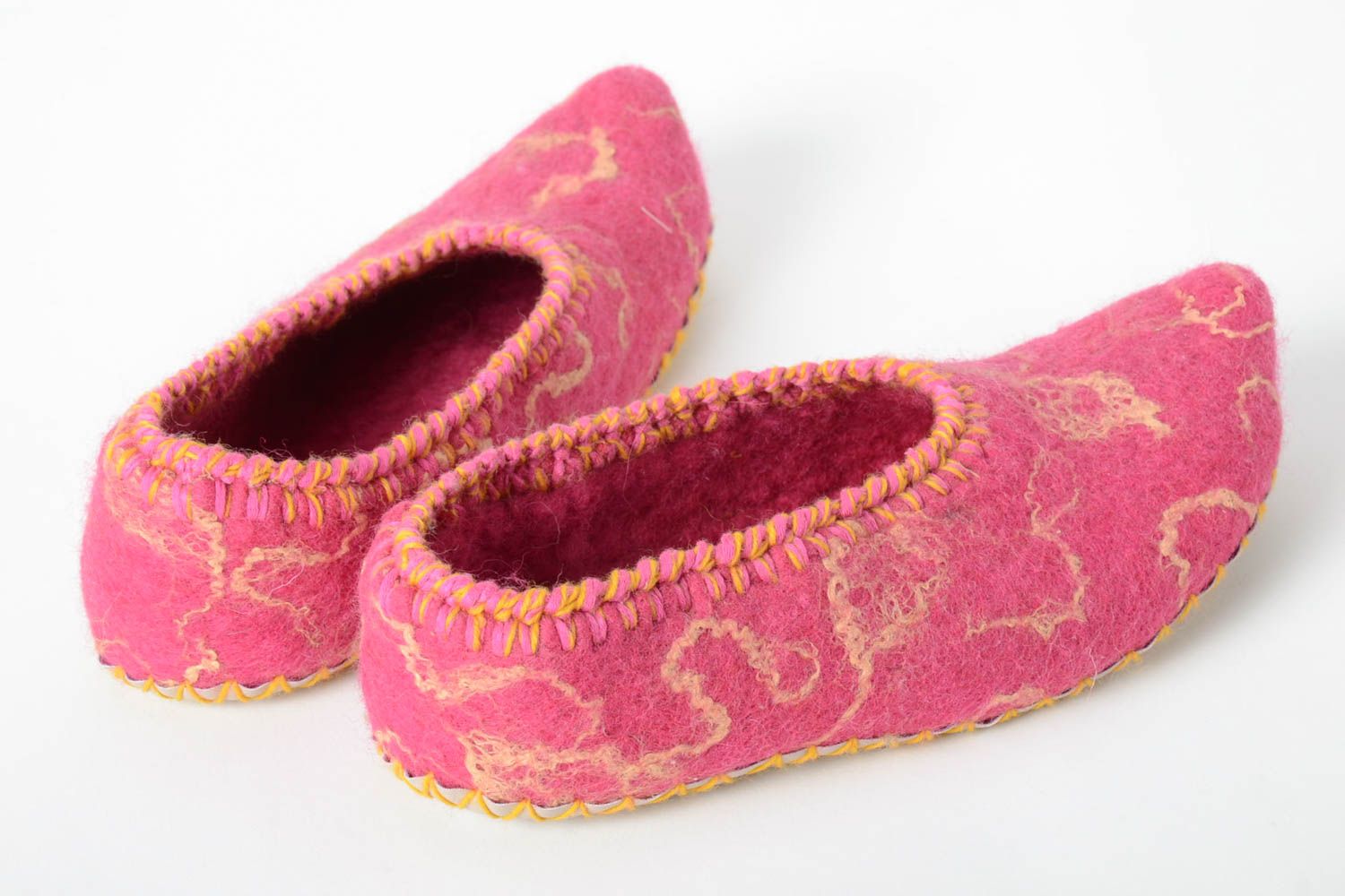 Pantoufles en laine fait main Chaussons laine feutrée rose Accessoire femme photo 3