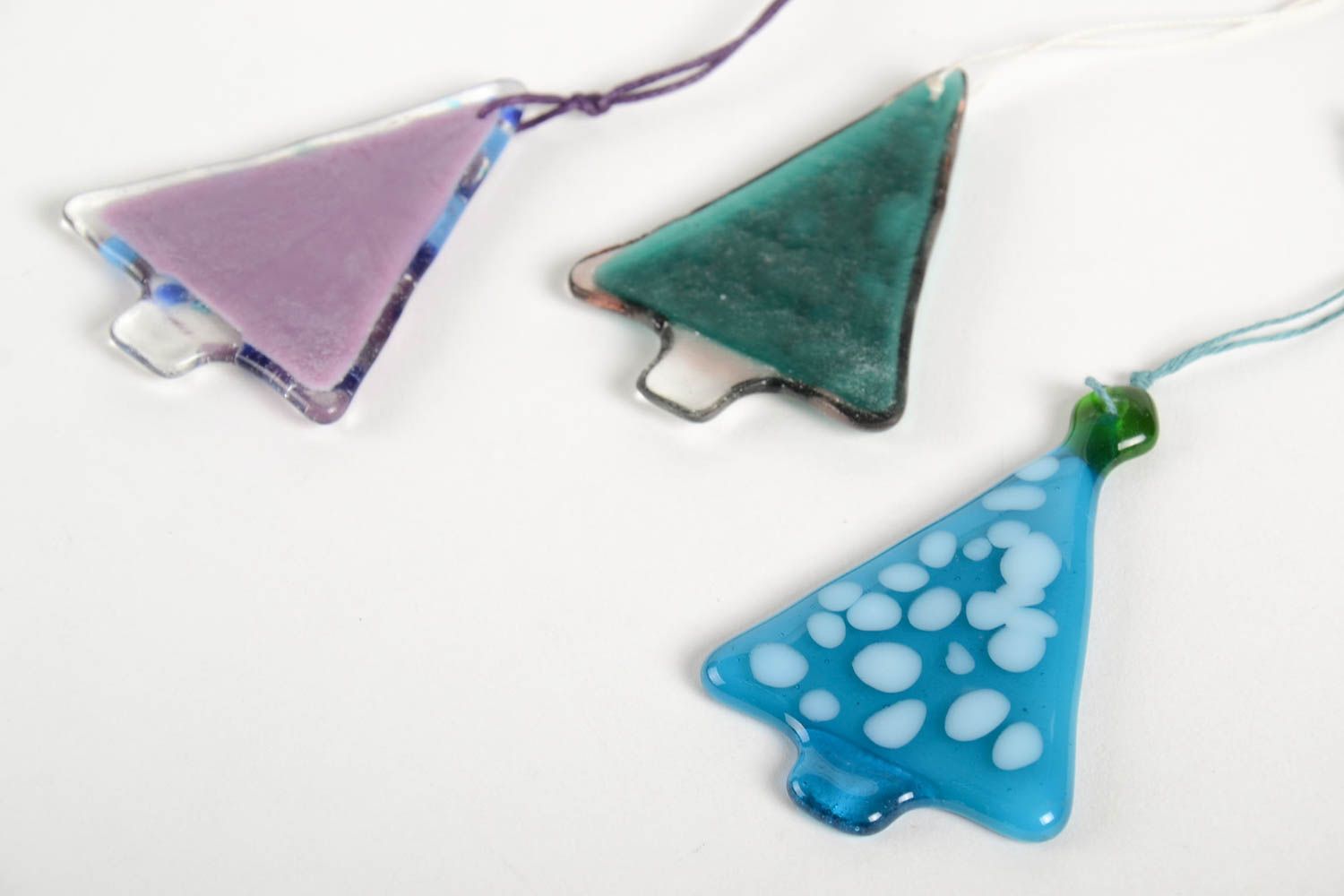 Handmade Christmas tree ornaments for decorative use only glass wall hangings photo 4