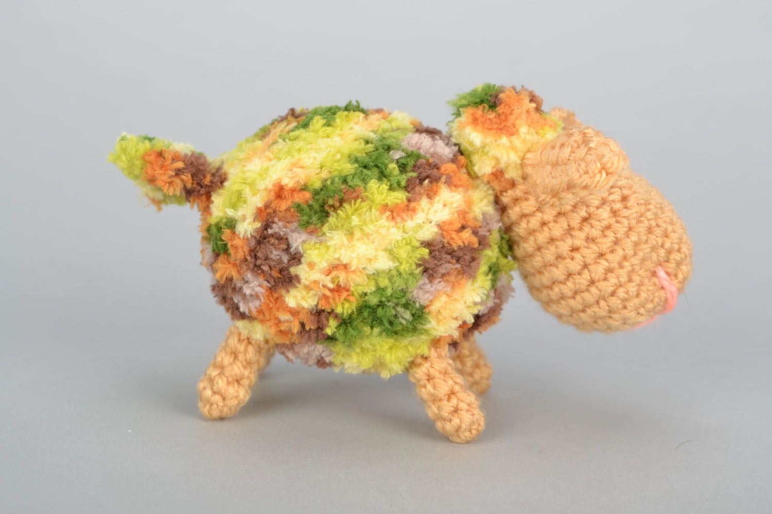 Peluche de animal hecho a mano oveja juguete de ganchillo regalo para niño foto 3