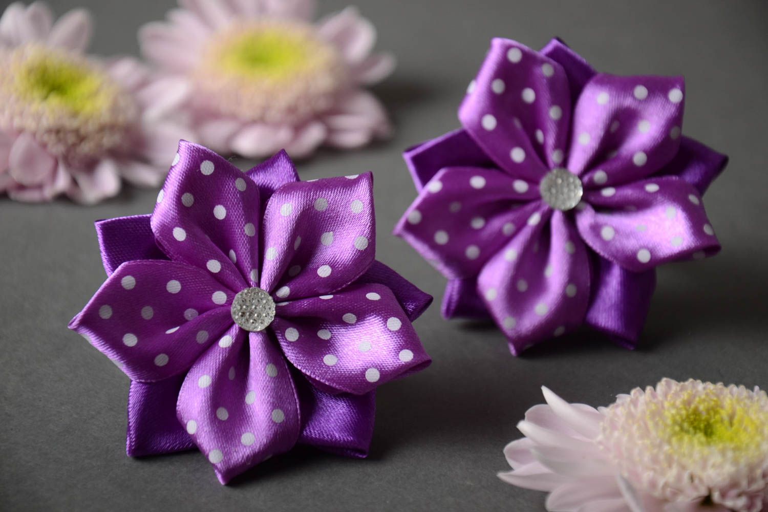 Handmade hair clips with violet satin ribbon kanzashi flowers set of 2 items photo 1