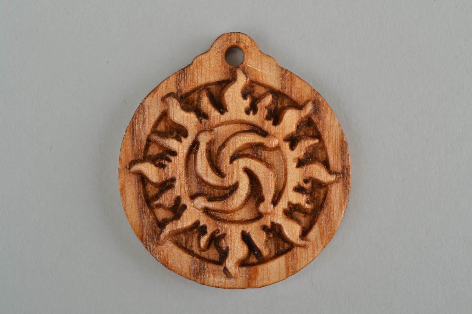 Round Slavonic amulet with sign Rod in Sun made of ash wood tree photo 3