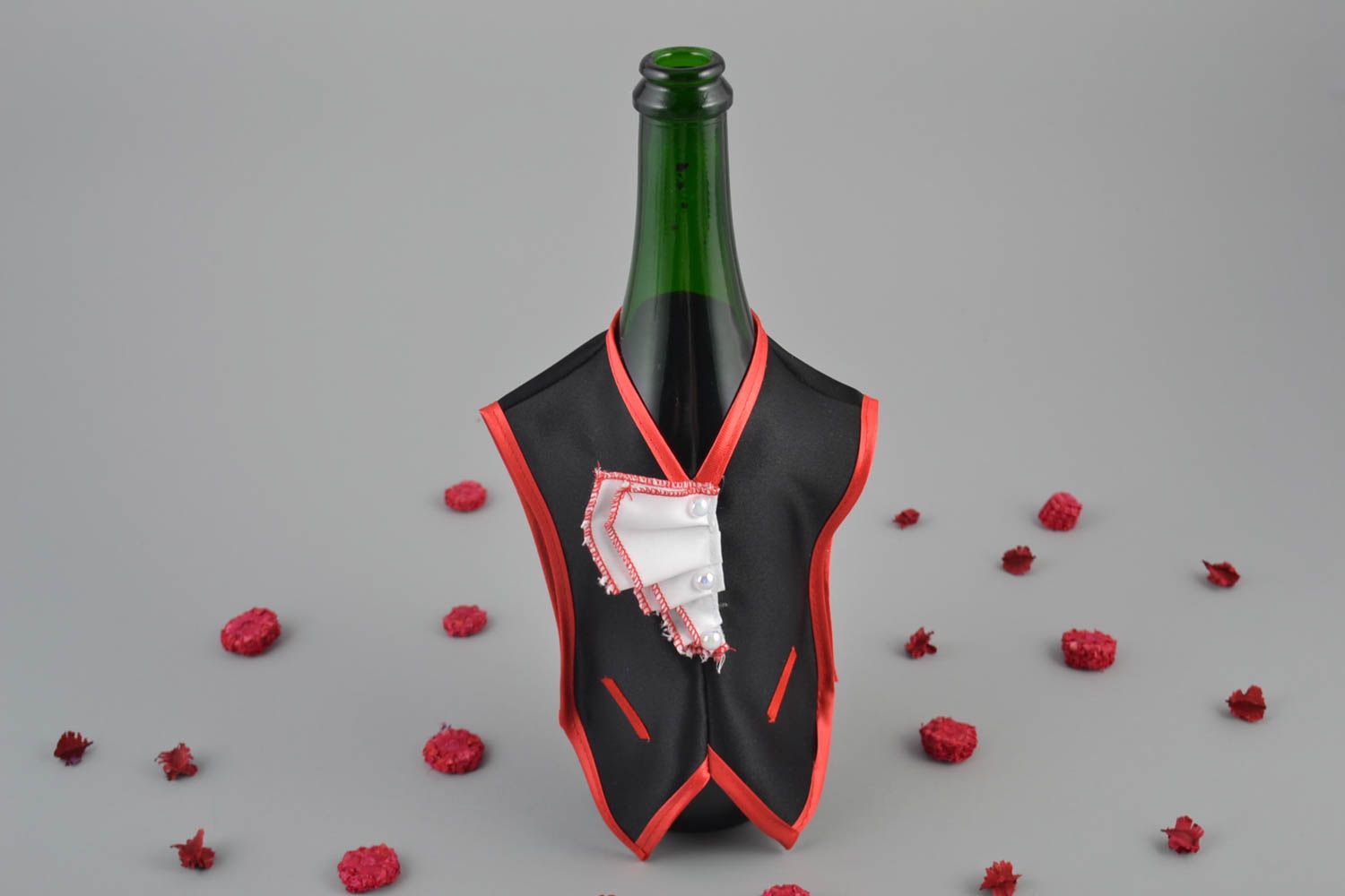 Handmade decorative wedding champagne bottle cover groom's costume black and red photo 5