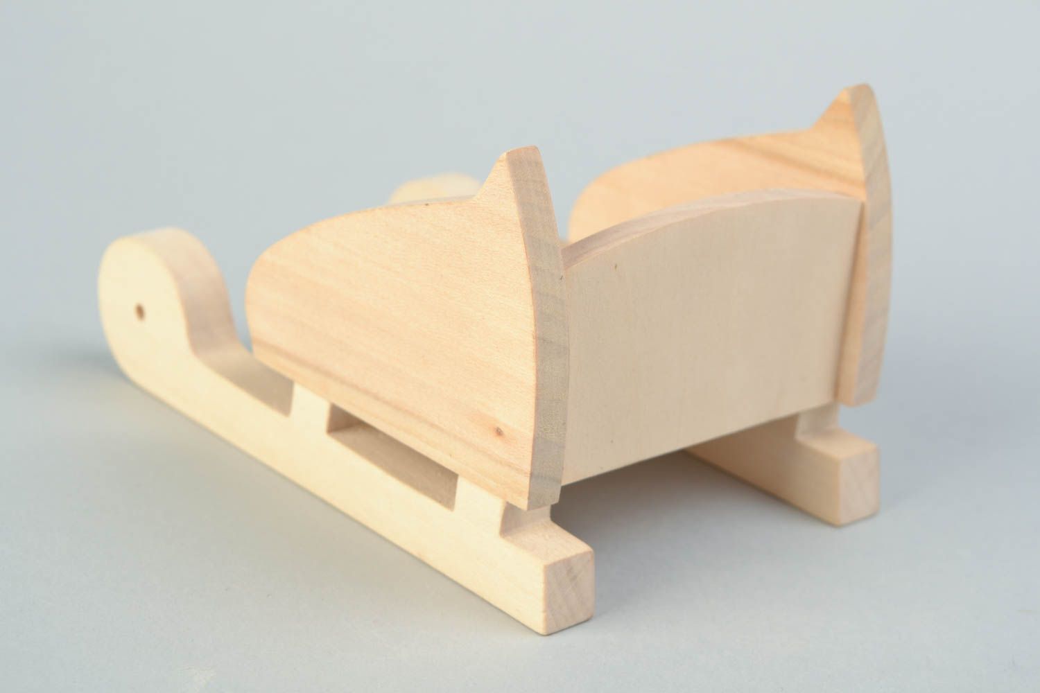 Traîneau miniature en bois fait main serviettage jouet pour enfant original photo 4