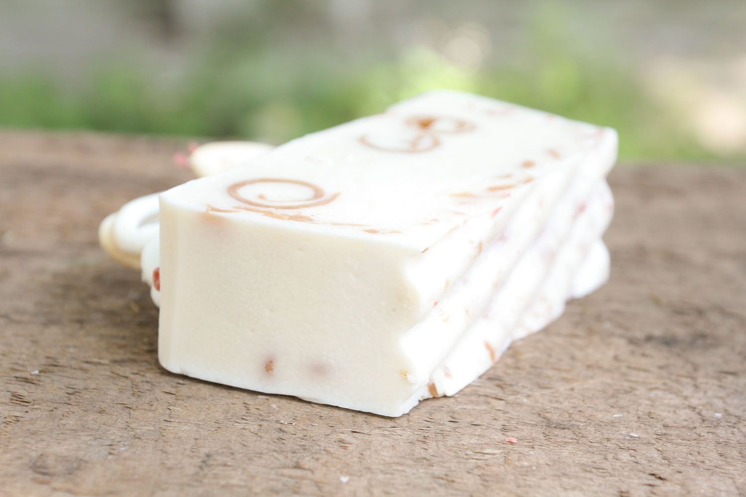 Handmade soap with essential oil of tea tree photo 2