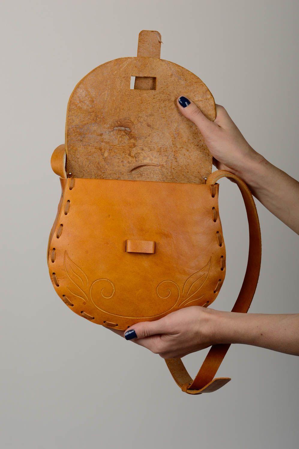 Сумка ручной работы сумка через плечо коричневая сумка из кожи стильная фото 4