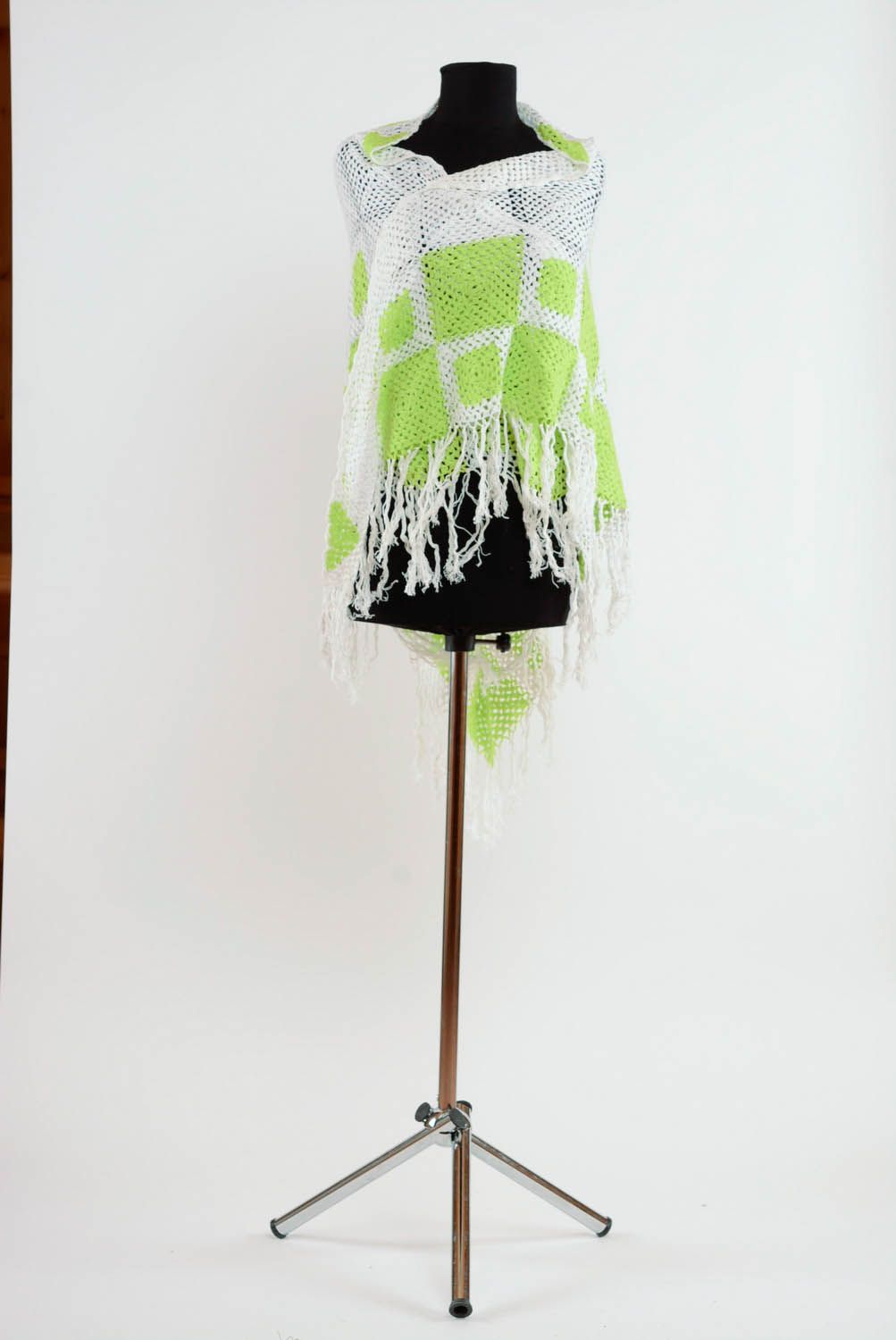 Châle tricoté main en coton Carrés vert pastel photo 2