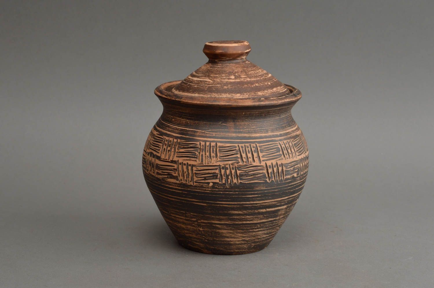 Cocotte pot en argile faite main avec couvercle vaisselle de créateur ethnique photo 2