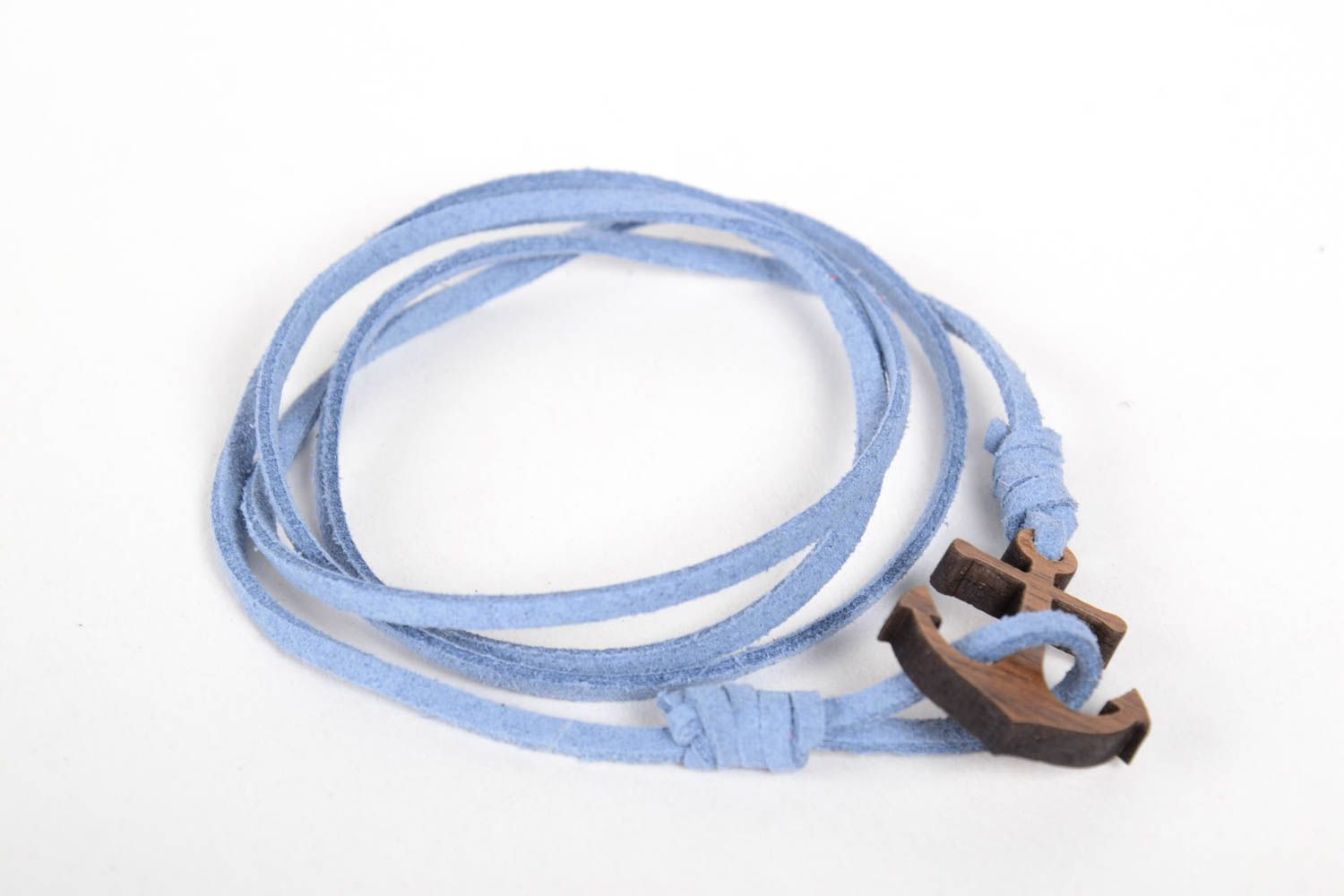 Bracelet daim bleu clair Bijou fait main ancre bois style marin Accessoire femme photo 2