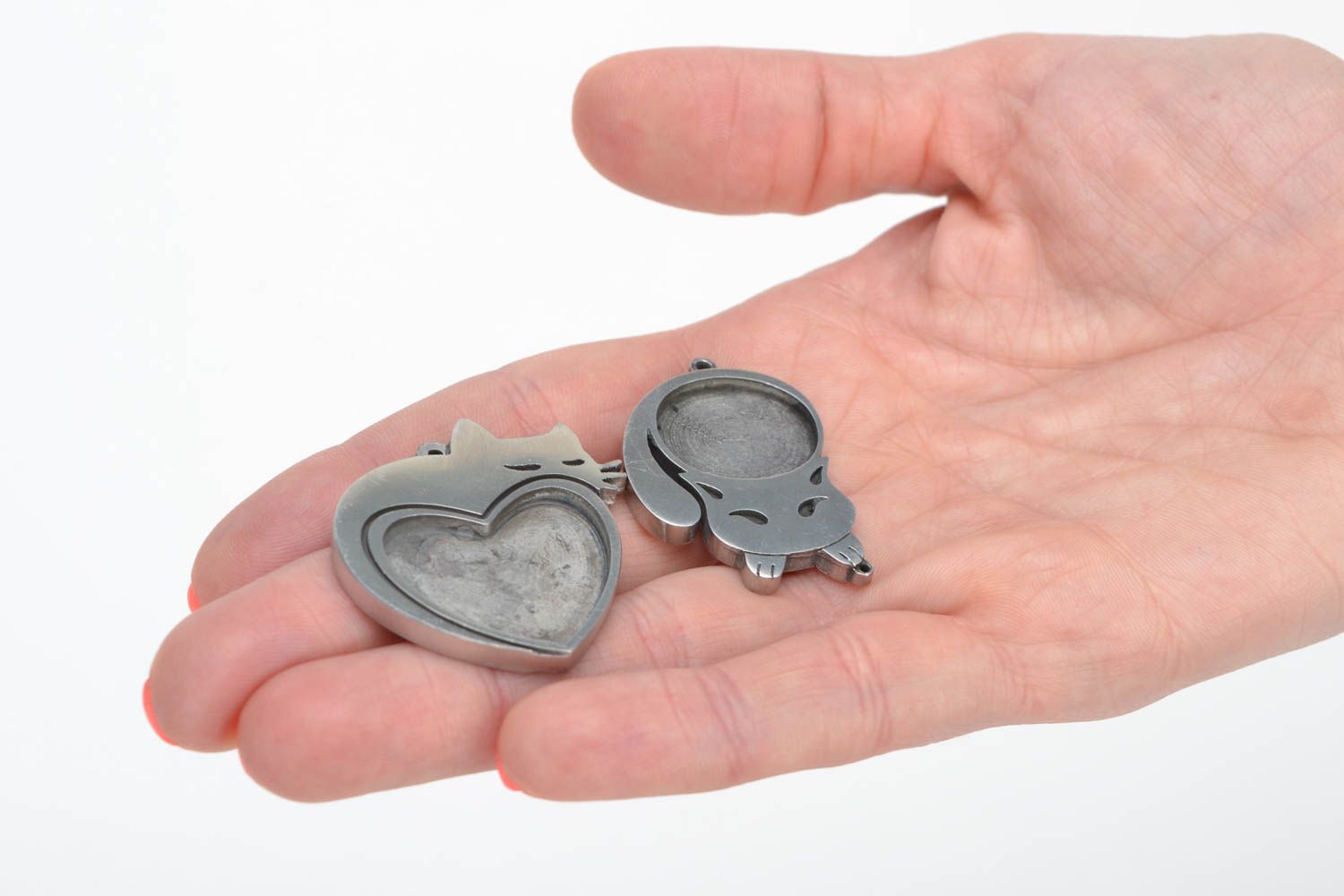 Set de supports pour pendentifs en métal faits main chat et coeur 2 pièces photo 2