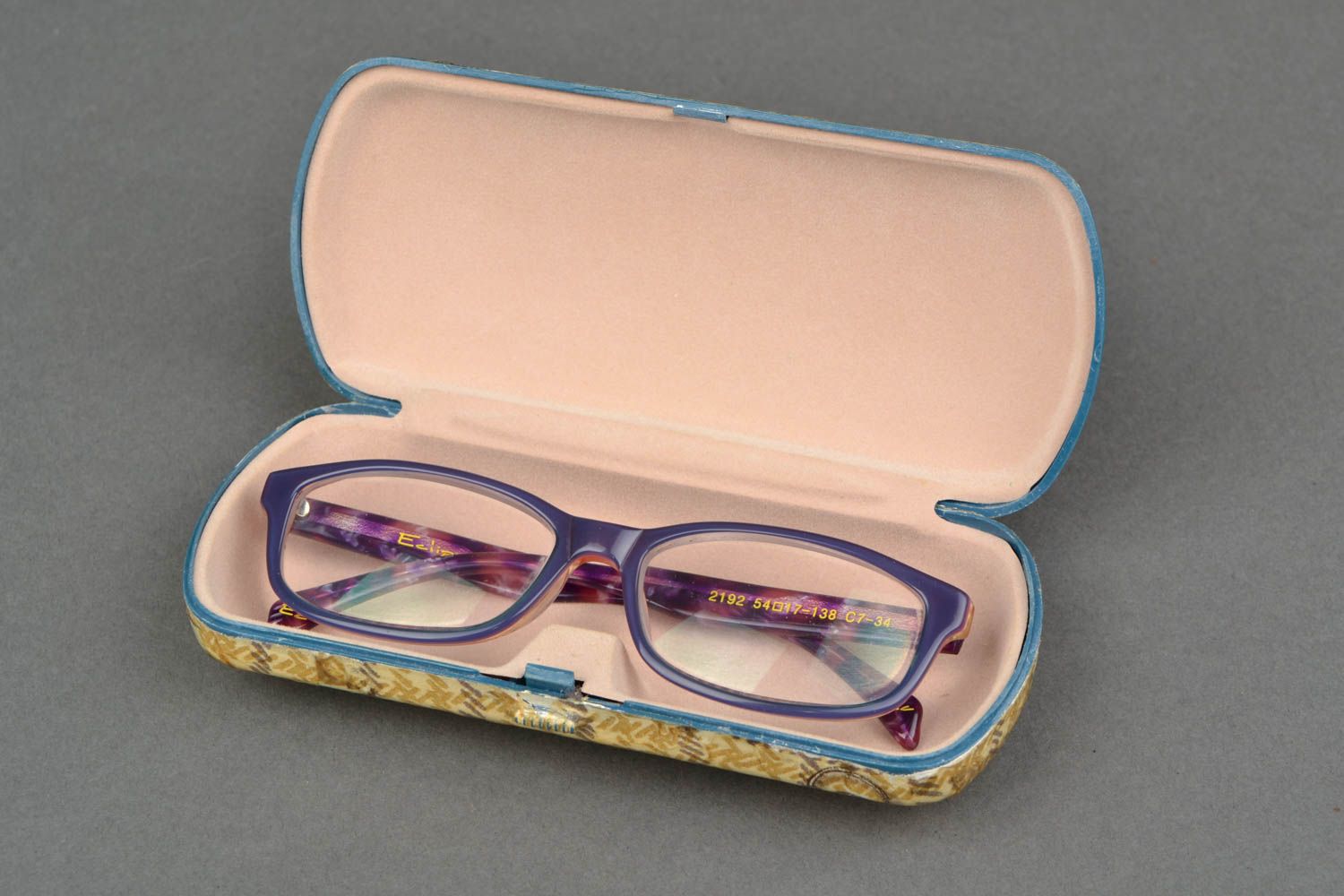 Plastik Etui für Brillen in Decoupage foto 3
