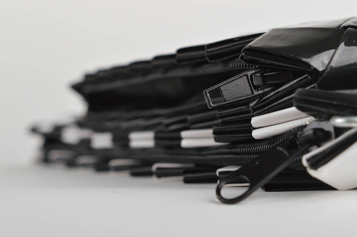 Клатчи стильные необычные клатчи ручной работы сумочки женские черно белые фото 5