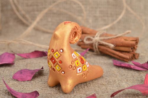 Juguete tradicional silbato de arcilla hecho a mano pintado hermoso  - MADEheart.com