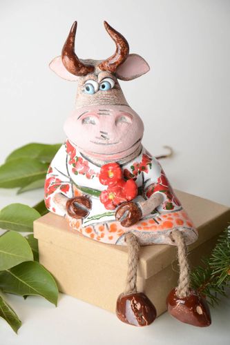 Hucha de cerámica hecha a mano elemento decorativo alcancía decorada Toro  - MADEheart.com