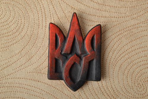 Painted fridge magnet Trident - MADEheart.com