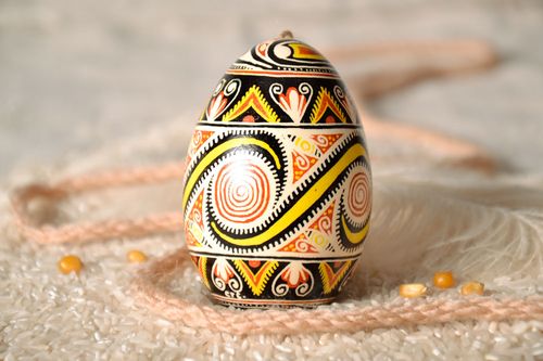 Huevo decorativo de Pascua - MADEheart.com