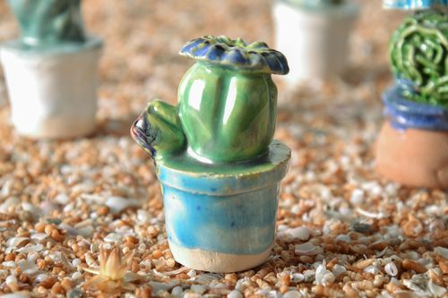 Estatueta de argila feita à mão Cacto  - MADEheart.com