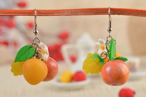 Boucles doreilles fruits Bijou fait main en pâte polymère Cadeau femme - MADEheart.com