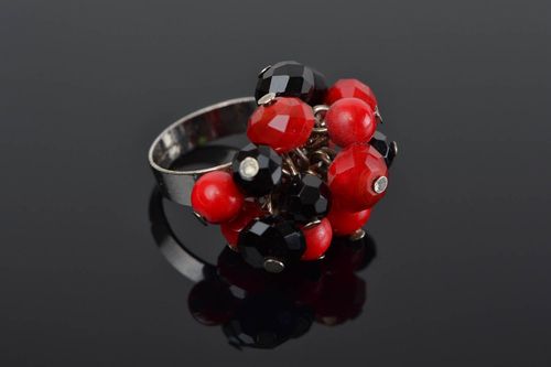 Handmade red with black ring made of Czech glass with adjustable size - MADEheart.com