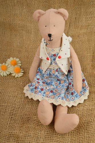 Jouet ours en robe Peluche faite main décorative en textile Cadeau pour fille - MADEheart.com