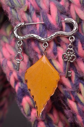 Unusual handmade brooch jewelry botanical brooch pin accessories for girls - MADEheart.com