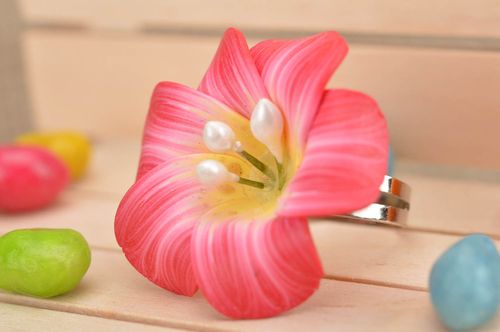 Handmade designer womens seal ring with bright pink polymer clay volume flower - MADEheart.com