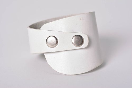 Damen Armband handgemachtes Schmuck Armband stilvoller Mode Schmuck weiß - MADEheart.com