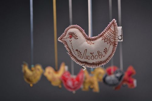 Colgante de tela de interior Pajarito de amor - MADEheart.com