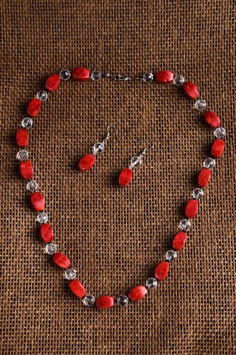 Boucles doreilles Collier fait main rouges en corail cristal Bijoux fantaisie - MADEheart.com