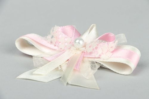Boutonniere for groomsmaid  - MADEheart.com