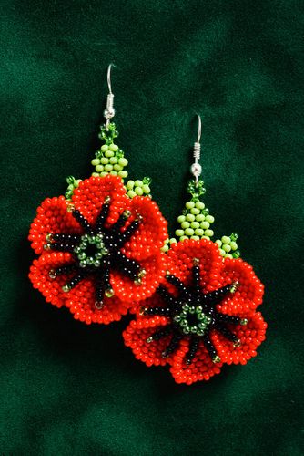 Beautiful beaded earrings in the shape of flowers handmade festive red poppies - MADEheart.com