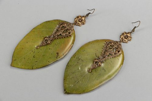 Long earrings Quince leaf - MADEheart.com