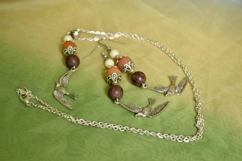 Handmade gemstone jewelry set beaded pendant beaded earrings fashion tips - MADEheart.com
