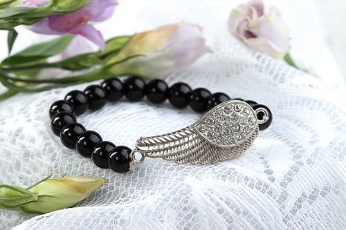 Bracelet agate noir fait main Bijou fantaisie Accessoire original femme - MADEheart.com