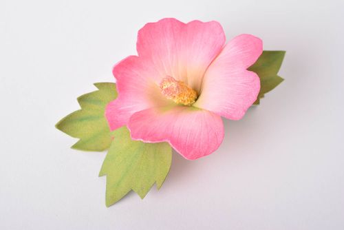 Handmade Haarspange Blume Damen Modeschmuck Accessoire für Haare weißes Blümchen - MADEheart.com