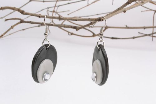 Brincos originais de plástico - MADEheart.com