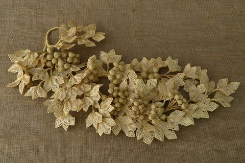 Straw Panel Branch of Viburnum - MADEheart.com